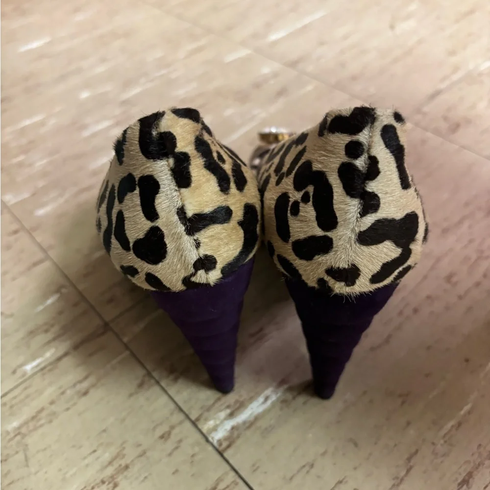 Vintage Le Silla Luxury Leopard Print Gemstone Peep Toe Heels Size 40